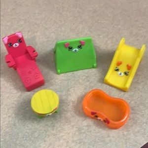 Shopkins Petkins furniture